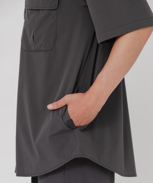 URBAN RESEARCH（アーバンリサーチ）の「『撥水/接触冷感』『UR TECH MoLight』PACKABLE SHIRTS（シャツ/ブラウス・メンズ・チャコールグレー/ブラック・MEDIUM/LARGE）」の21枚目の写真