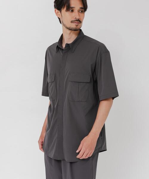 URBAN RESEARCH（アーバンリサーチ）の「『撥水/接触冷感』『UR TECH MoLight』PACKABLE SHIRTS（シャツ/ブラウス・メンズ・チャコールグレー/ブラック・MEDIUM/LARGE）」の22枚目の写真
