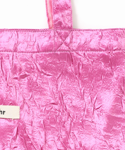 Uhr(ウーア)の「Uhr/ウーア Crush Satin Tote トートバッグ(トートバッグ・レディース・シルバー/ネイビー/ピンク・FREE)」の17枚目の写真