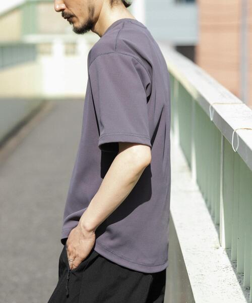 ITEMS URBANRESEARCH（アイテムズ アーバンリサーチ）の「『吸水速乾/毛玉防止/UVカット』PERFECTEX ハニカム クルーネックTシャツ（Tシャツ/カットソー・メンズ・ホワイト/チャコールグレー/イエロー・MEDIUM/LARGE）」の17枚目の写真