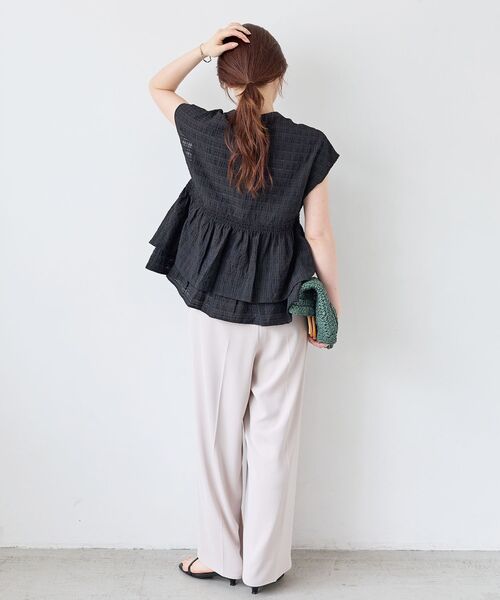 le.coeur blanc(ルクールブラン)の「シアーチェックペプラムブラウス(シャツ/ブラウス・レディース・オフホワイト/ブラック・38)」の22枚目の写真