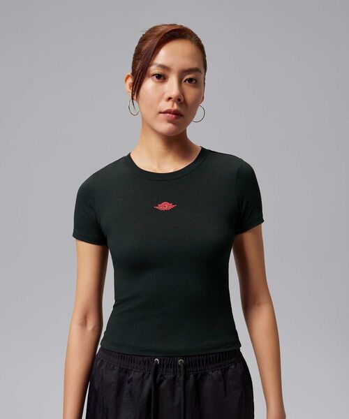 JORDAN BRAND（ジョーダンブランド）の「ジョーダン フライト ウィメンズ Tシャツ / Jordan Flight Women's T-Shirt IV5348-010 Black（Tシャツ/カットソー・レディース・ブラック・M/S/L/XS/XL）」の8枚目の写真