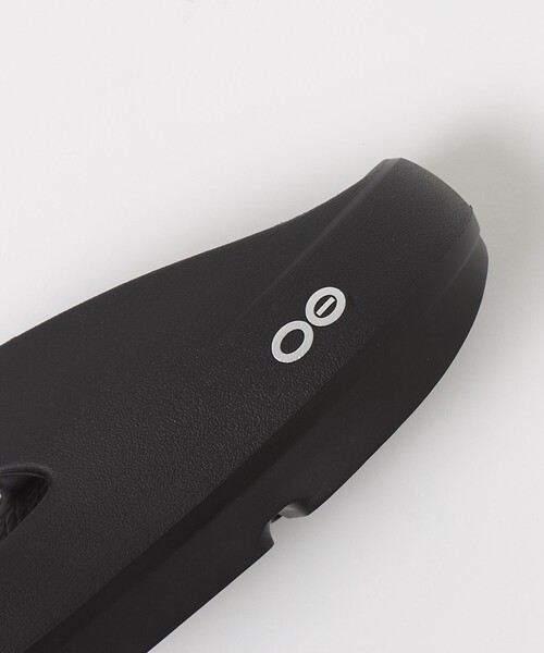 OOFOS(ウーフォス)の「<OOFOS>OOriginal+ /リカバリーサンダル(サンダル・メンズ・ブラック・28cm/27cm/26cm/29cm)」の9枚目の写真