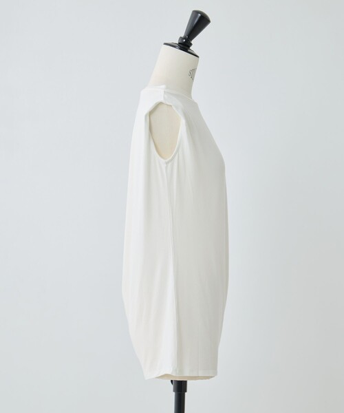 STUDIOUS（ステュディオス）の「【determ/デターム】《STUDIOUS別注》collagen no sleeve tops/コラーゲンノースリーブトップス（タンクトップ・レディース・ダークグレー/ホワイト/ブラック・S/XS）」の6枚目の写真