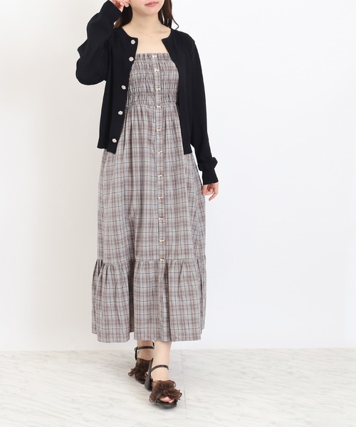 ASTORIA ODIER（アストリアオディール）の「パールビジューボタン長袖カーディガン(UVカット/冷房対策/ウォッシャブル)（カーディガン/ボレロ・レディース・ネイビー/ワイン/ブラウン/ブラック・MEDIUM/LARGE）」の9枚目の写真