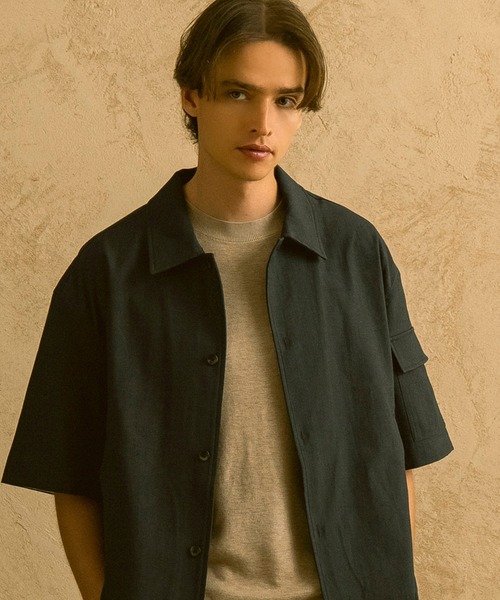 CIRCLEE（サークリー）の「CIRCLEE(サークリー)リネンシルクブレンド スキッパーシャツ（シャツ/ブラウス・メンズ・ネイビー・XL/L/M）」の7枚目の写真