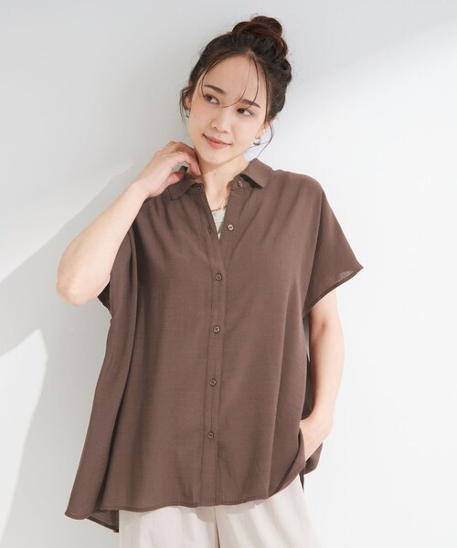 SHOO・LA・RUE(シューラルー)の「【ひんやり/UV】ほんのりシアーで上品な バックギャザーブラウス(シャツ/ブラウス・レディース・イエロー系その他/ブラック/ライトブルー/ダークブラウン・00)」の15枚目の写真