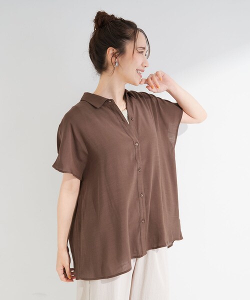 SHOO・LA・RUE(シューラルー)の「【ひんやり/UV】ほんのりシアーで上品な バックギャザーブラウス(シャツ/ブラウス・レディース・イエロー系その他/ブラック/ライトブルー/ダークブラウン・00)」の13枚目の写真