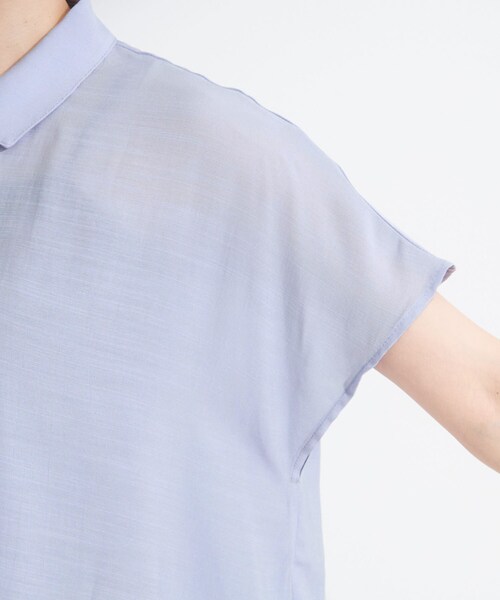 SHOO・LA・RUE(シューラルー)の「【ひんやり/UV】ほんのりシアーで上品な バックギャザーブラウス(シャツ/ブラウス・レディース・イエロー系その他/ブラック/ライトブルー/ダークブラウン・00)」の19枚目の写真