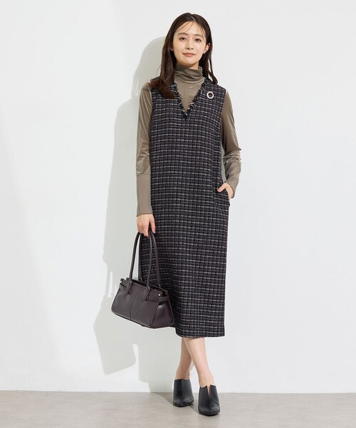 INDIVI(インディヴィ)の「【華やか/スタイルUP】上品ツイードジャンパードレス(ワンピース・レディース・ブラック系3/ホワイト系6・15 /13/34/38/05)」の9枚目の写真