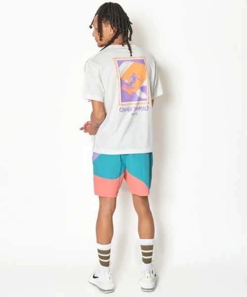 AKTR（アクター）の「AKTR TIDELINE PHOTO T/C LOOSE TEE (CH)（アクター タイドライン フォト T/C ルーズTシャツ）（Tシャツ/カットソー・メンズ・チャコールグレー/ホワイト/オリーブ・MEDIUM/LARGE/XX-LARGE/X-LARGE）」の2枚目の写真