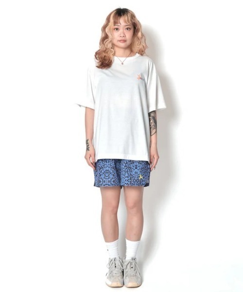 AKTR（アクター）の「AKTR TIDELINE PHOTO T/C LOOSE TEE (CH)（アクター タイドライン フォト T/C ルーズTシャツ）（Tシャツ/カットソー・メンズ・チャコールグレー/ホワイト/オリーブ・MEDIUM/LARGE/XX-LARGE/X-LARGE）」の12枚目の写真