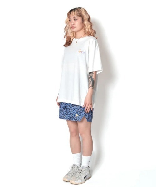 AKTR（アクター）の「AKTR TIDELINE PHOTO T/C LOOSE TEE (CH)（アクター タイドライン フォト T/C ルーズTシャツ）（Tシャツ/カットソー・メンズ・チャコールグレー/ホワイト/オリーブ・MEDIUM/LARGE/XX-LARGE/X-LARGE）」の15枚目の写真