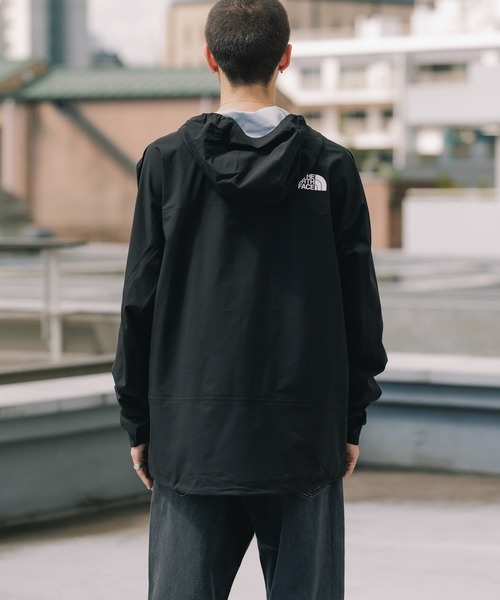 THE NORTH FACE(ザノースフェイス)の「日本未発売 THE NORTH FACE/ザ・ノースフェイス M SUMMIT SUPERIOR FUTURELIGHT JACKET(マウンテンパーカー・メンズ・ブラック・M/XL)」の5枚目の写真