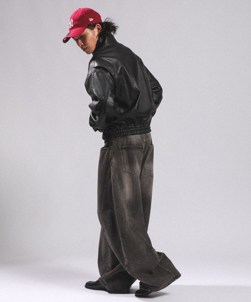 RAGEBLUE（レイジブルー）の「SYNTHETIC LEATHER  STAND NECK BOMBER JACKET/シンセティックレザースタンドネックボンバーブルゾン（ブルゾン・メンズ・ブラック・MEDIUM/LARGE）」の4枚目の写真