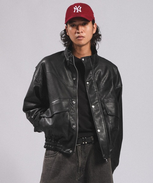 RAGEBLUE（レイジブルー）の「SYNTHETIC LEATHER  STAND NECK BOMBER JACKET/シンセティックレザースタンドネックボンバーブルゾン（ブルゾン・メンズ・ブラック・MEDIUM/LARGE）」の12枚目の写真