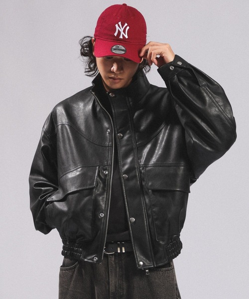 RAGEBLUE（レイジブルー）の「SYNTHETIC LEATHER  STAND NECK BOMBER JACKET/シンセティックレザースタンドネックボンバーブルゾン（ブルゾン・メンズ・ブラック・MEDIUM/LARGE）」の13枚目の写真