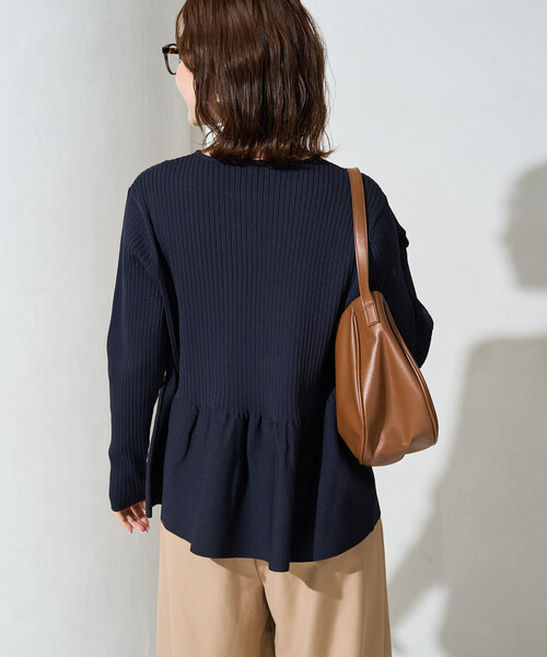 FREAK'S STORE（フリークスストア）の「限定展開　ウォッシャブル ペプラム ニット プルオーバー（ニット/セーター・レディース・ネイビー/ブラウン/ブラック/コーラルピンク/ナチュラル/ブルー・ﾌﾘ-）」の16枚目の写真