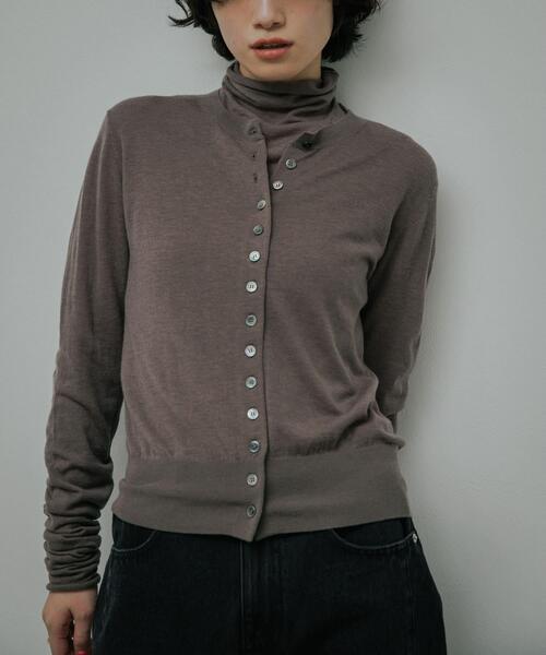 URBAN RESEARCH DOORS(アーバンリサーチドアーズ)の「Soft Wool Button Cardigan(カーディガン/ボレロ・レディース・ベージュ/グレー系その他・FREE)」の22枚目の写真