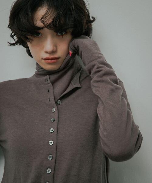 URBAN RESEARCH DOORS(アーバンリサーチドアーズ)の「Soft Wool Button Cardigan(カーディガン/ボレロ・レディース・ベージュ/グレー系その他・FREE)」の21枚目の写真