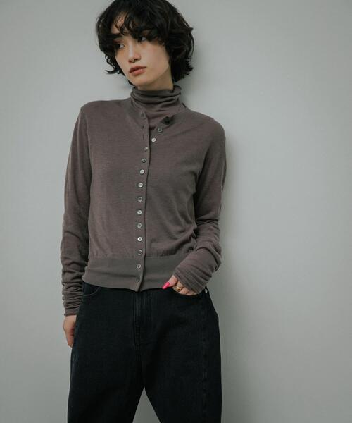 URBAN RESEARCH DOORS(アーバンリサーチドアーズ)の「Soft Wool Button Cardigan(カーディガン/ボレロ・レディース・ベージュ/グレー系その他・FREE)」の20枚目の写真