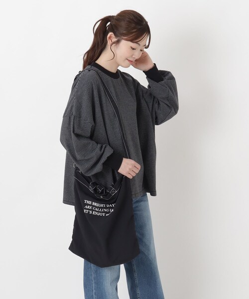 one'sterrace(ワンズテラス)の「JOUET ジョエット ロゴプリント2WAYトート(トートバッグ・レディース・ブラック系8/ブルー系その他7/カーキ系5/アイボリー系8・99)」の19枚目の写真