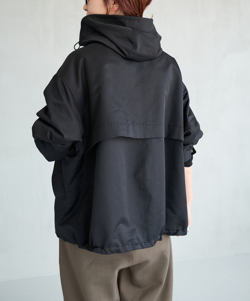 Spick & Span(スピックアンドスパン)の「《WEB限定 / 追加》撥水マウンテンパーカー(その他アウター・レディース・ブラウン/ブラック・38/36)」の4枚目の写真