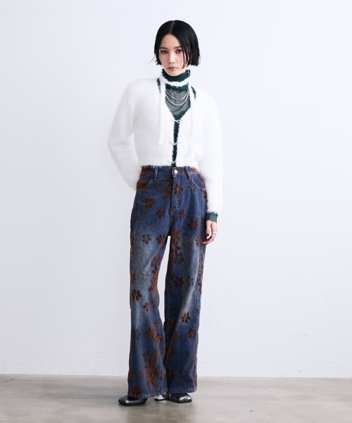 MONOe(モノエ)の「ヴィンテージフラワーフロッキーストレートデニム(デニムパンツ・レディース・ブルー・SMALL)」の20枚目の写真
