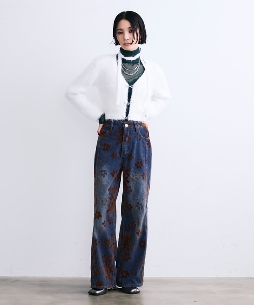 MONOe(モノエ)の「ヴィンテージフラワーフロッキーストレートデニム(デニムパンツ・レディース・ブルー・SMALL)」の18枚目の写真