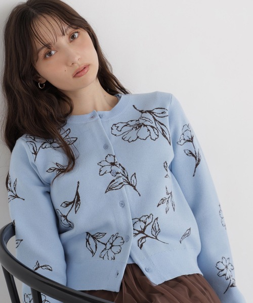 NATURAL BEAUTY BASIC(ナチュラルビューティーベーシック)の「フラワーモチーフアンサンブル(アンサンブル・レディース・ホワイト系その他/ブルー系その他2/ブラック系その他2・FREE)」の1枚目の写真