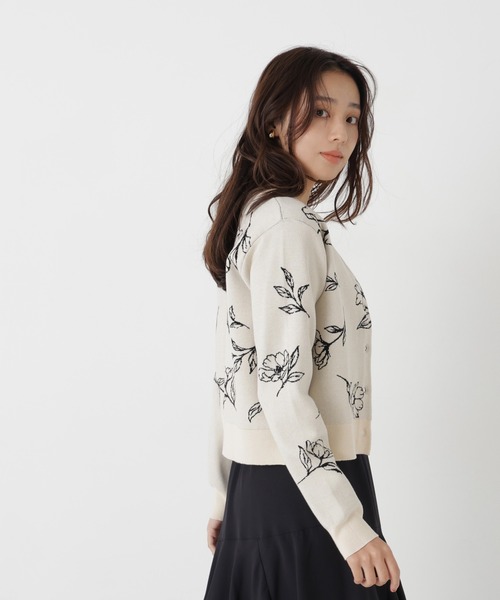 NATURAL BEAUTY BASIC(ナチュラルビューティーベーシック)の「フラワーモチーフアンサンブル(アンサンブル・レディース・ホワイト系その他/ブルー系その他2/ブラック系その他2・FREE)」の9枚目の写真