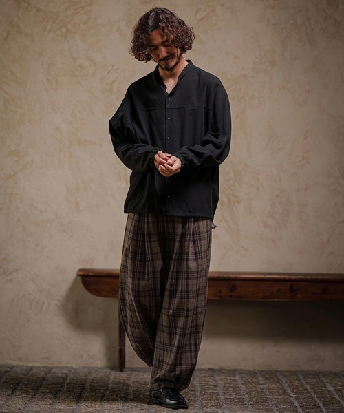 CAMBIO(カンビオ)の「ms6645-Band Collar Dolman Sleeve Shirt バンドカラーシャツ(A75626cmb)(シャツ/ブラウス・メンズ・グレー/チャコール/ブラック・L/M/S)」の8枚目の写真