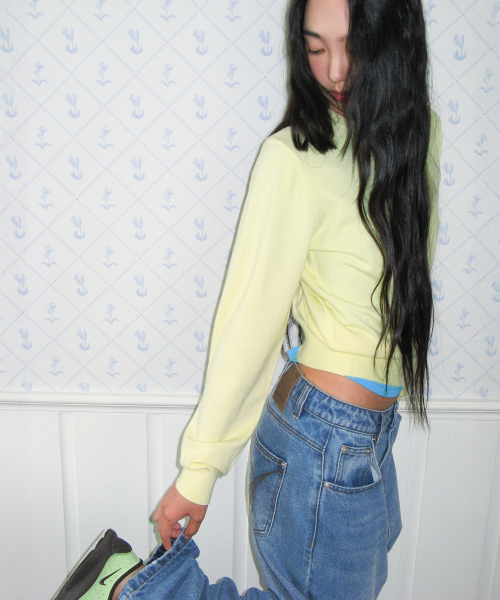 AMESWORLDWIDE（アメスワールドワイド）の「CLASSIC REGULAR U NECK KNIT YELLOW（ニット/セーター・レディース・その他・SMALL/MEDIUM）」の3枚目の写真