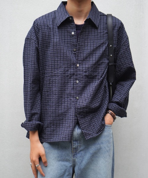 Never mind the XU / Chikashitsu+(ネバーマインド ザ エックスユー / チカシツプラス)の「【Chikashitsu +】relax check shirt (2color) / 【チカシツプラス】リラックス長袖チェックシャツ(シャツ/ブラウス・メンズ・ネイビー/ブラック・ONE SIZE)」の1枚目の写真