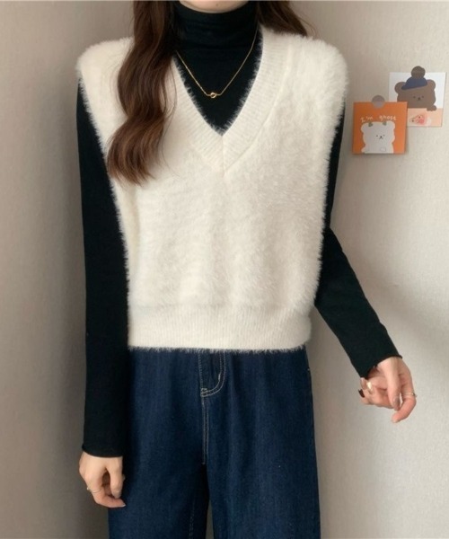 Beststore(ベストストア)の「シャギーニットベスト Vネック 重ね着 秋 冬 レディース(ベスト・レディース・ブラウン/ピンク/アイボリー/ミント/ホワイト/ブラック/レッド・FREE)」の11枚目の写真
