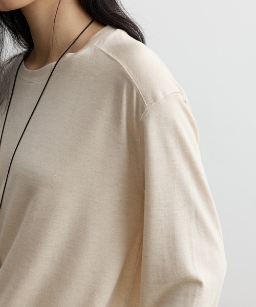 JOCOSA(ジョコサ)の「リネン混 やわらか長袖トップス(Tシャツ/カットソー・レディース・ブルー/チャコールグレー/アイボリー/ベージュ・FREE)」の6枚目の写真