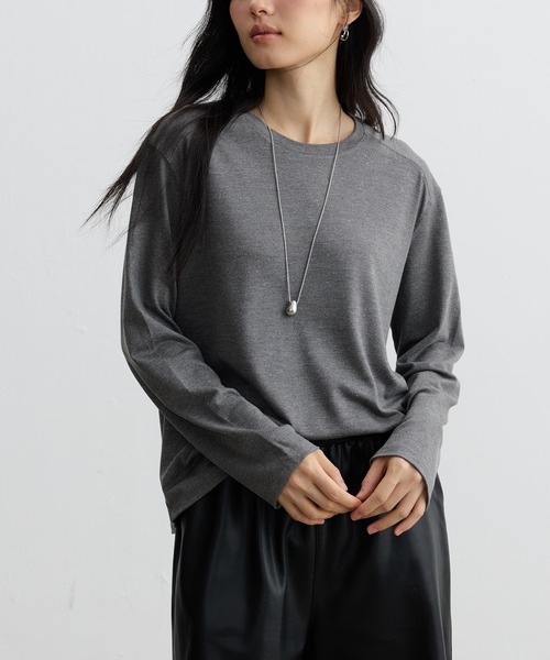 JOCOSA(ジョコサ)の「リネン混 やわらか長袖トップス(Tシャツ/カットソー・レディース・ブルー/チャコールグレー/アイボリー/ベージュ・FREE)」の11枚目の写真