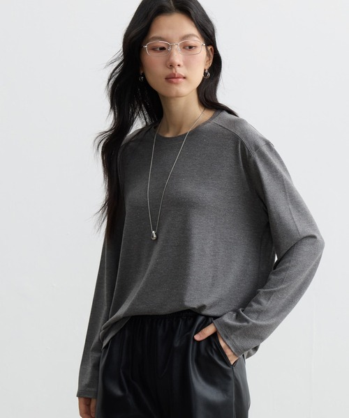 JOCOSA(ジョコサ)の「リネン混 やわらか長袖トップス(Tシャツ/カットソー・レディース・ブルー/チャコールグレー/アイボリー/ベージュ・FREE)」の12枚目の写真