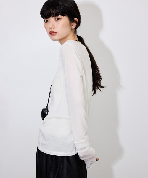 ADAM ET ROPE'(アダムエロペ)の「【サステナブル】エアリーシアーカフスカットソー(Tシャツ/カットソー・レディース・ホワイト/ベージュ/サックスブルー/ブラック・FREE)」の21枚目の写真