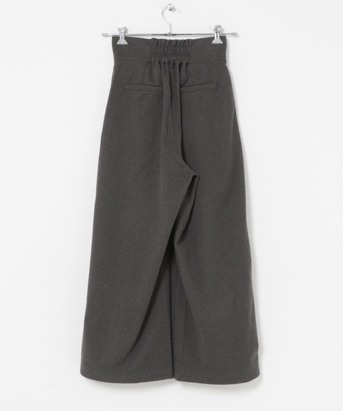 ITEMS URBANRESEARCH(アイテムズ アーバンリサーチ)の「アシメベルトデザインパンツ(その他パンツ・レディース・ブラック/ブラウン・SMALL/MEDIUM)」の19枚目の写真
