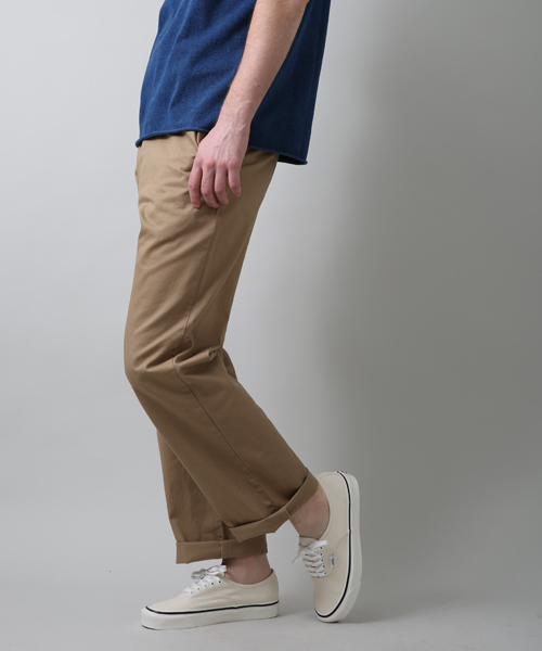 Denime（ドゥニーム）の「ツイルチノパンツ（チノパンツ・メンズ・ベージュ/ネイビー・MEDIUM/LARGE/X-LARGE）」の14枚目の写真