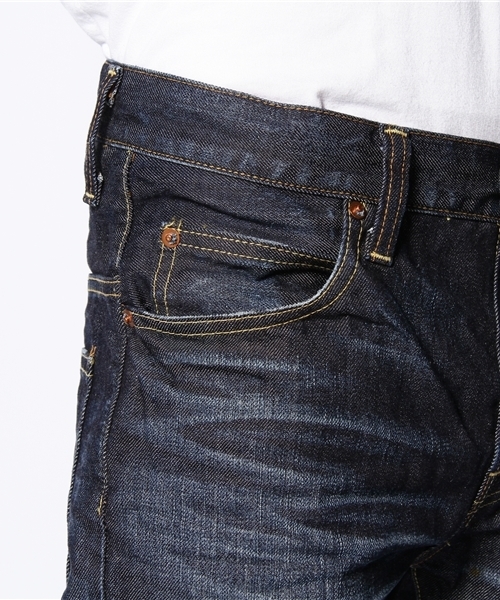 BEAMS(ビームス)の「RED CARD×BEAMS / 別注 オゾンWASHスキニーデニム(デニムパンツ・メンズ・インディゴブルー・29/30/31/32/33)」の6枚目の写真