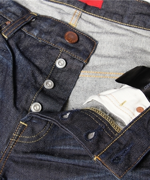 BEAMS(ビームス)の「RED CARD×BEAMS / 別注 オゾンWASHスキニーデニム(デニムパンツ・メンズ・インディゴブルー・29/30/31/32/33)」の9枚目の写真