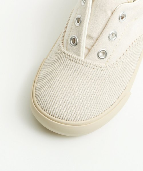 apres les cours（アプレレクール）の「トドラー異素材切替シューズ（スニーカー・キッズ・ブラウン/キナリ/カーキ/ブラック・18/16/19/17）」の9枚目の写真