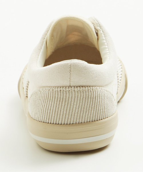 apres les cours（アプレレクール）の「トドラー異素材切替シューズ（スニーカー・キッズ・ブラウン/キナリ/カーキ/ブラック・18/16/19/17）」の17枚目の写真