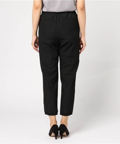 niko and...(ニコアンド)の「TRPU裾ゴムパンツ(その他パンツ・レディース・チャコール/ブラック/カーキ/ネイビー・4/2/3)」の7枚目の写真