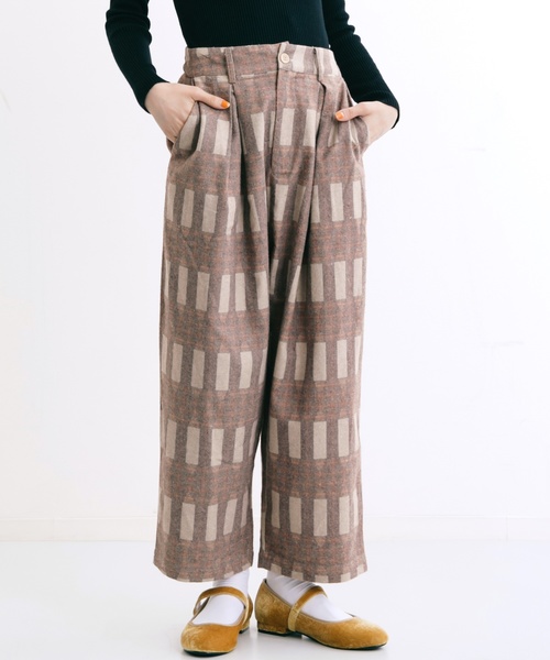 MERLOT(メルロー)の「ピラーチェック柄ワイドタックパンツ7074(その他パンツ・レディース・レッド/ブラウン/グレー・FREE)」の3枚目の写真