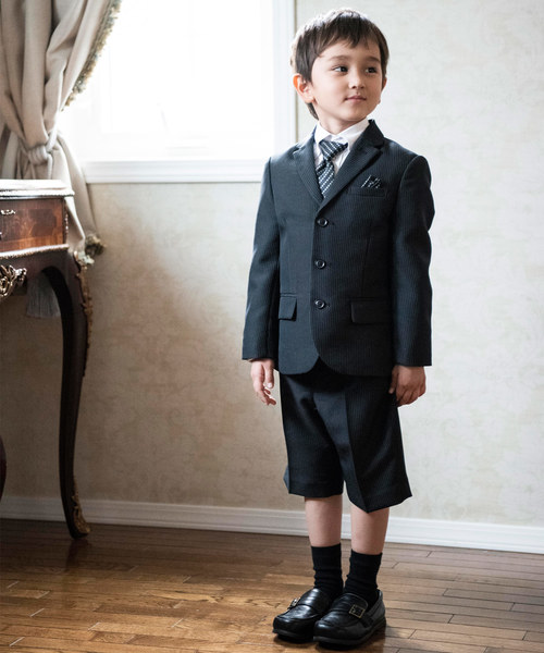Catherine Cottage（キャサリンコテージ）の「ボーイズフォーマルスーツ5点セット（スーツセット・キッズ・ブラック/サックスブルー/ホワイト/ブルー系その他/ホワイト系その他/ホワイト系その他2/ブラック系その他・100/120/130LL/110/130）」の3枚目の写真
