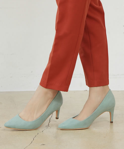 SESTO（セスト）の「ストレートシルエットの7cmヒールポインテッドトゥパンプス（パンプス・レディース・ブラック/ブルー/ゴールド/イエロー/ホワイト/グレー/チェック/ピンク/ドット/ラベンダー/ブラック系その他/ミント/ベージュ/シルバー/イエロー系その他/キャメル/モカ/グレー系その他/グリーン/レッド/ネイビー/パープル/ダークブラウン/その他1/その他2/パイソン・23.0cm/25.5cm/24.0cm/22.5cm/23.5cm/22.0cm/24.5cm）」の11枚目の写真