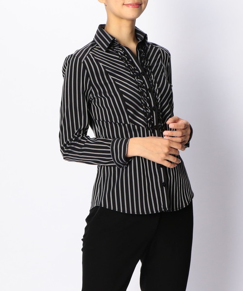 NARACAMICIE（ナラカミーチェ）の「ストライプフロントフリルシャツ（シャツ/ブラウス・レディース・ホワイト/ブラック/ブラック×ホワイト・MEDIUM/LARGE/SMALL/XXX-LARGE）」の4枚目の写真